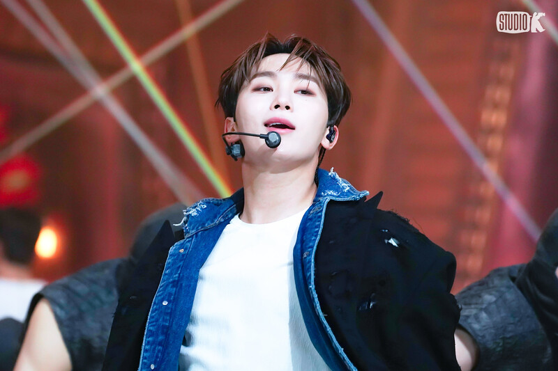 230428 SEVENTEEN Seungkwan - 'Super' at Music Bank documents 2