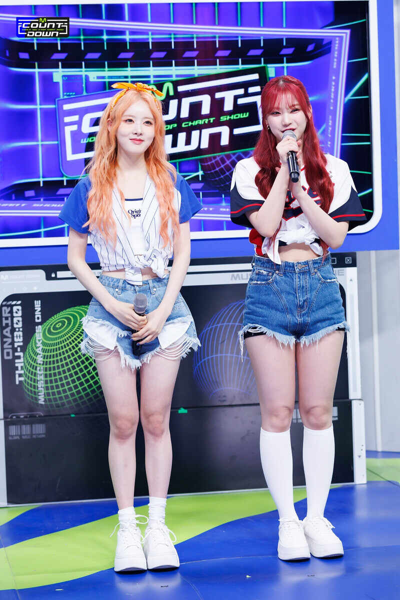 230824 STAYC Sieun & Isa - Special MCs at M COUNTDOWN documents 3