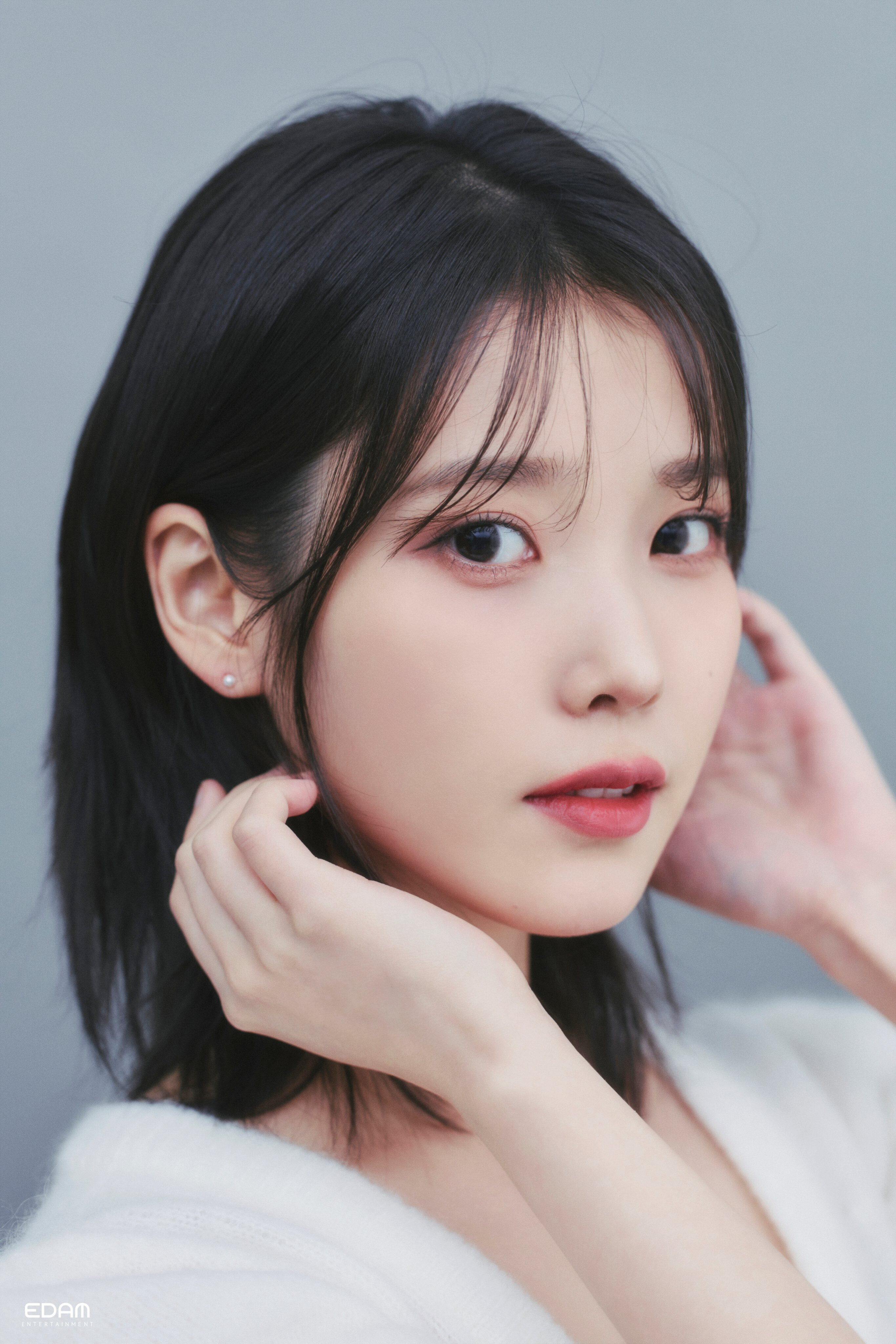 230424 Iu 'dream' Interview Photoshoot 