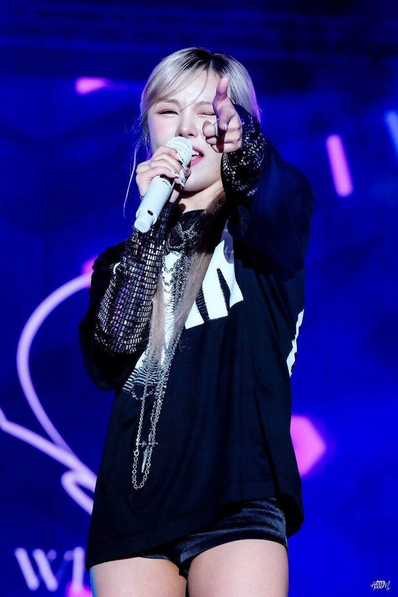 231222 Whee In at Tainan Christmas Rock Concert documents 3