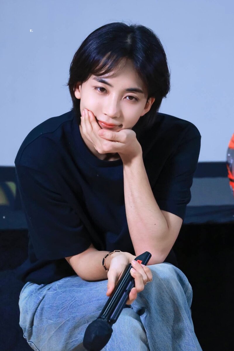 240511 SEVENTEEN Jeonghan - BEATROAD Fansign Event documents 2