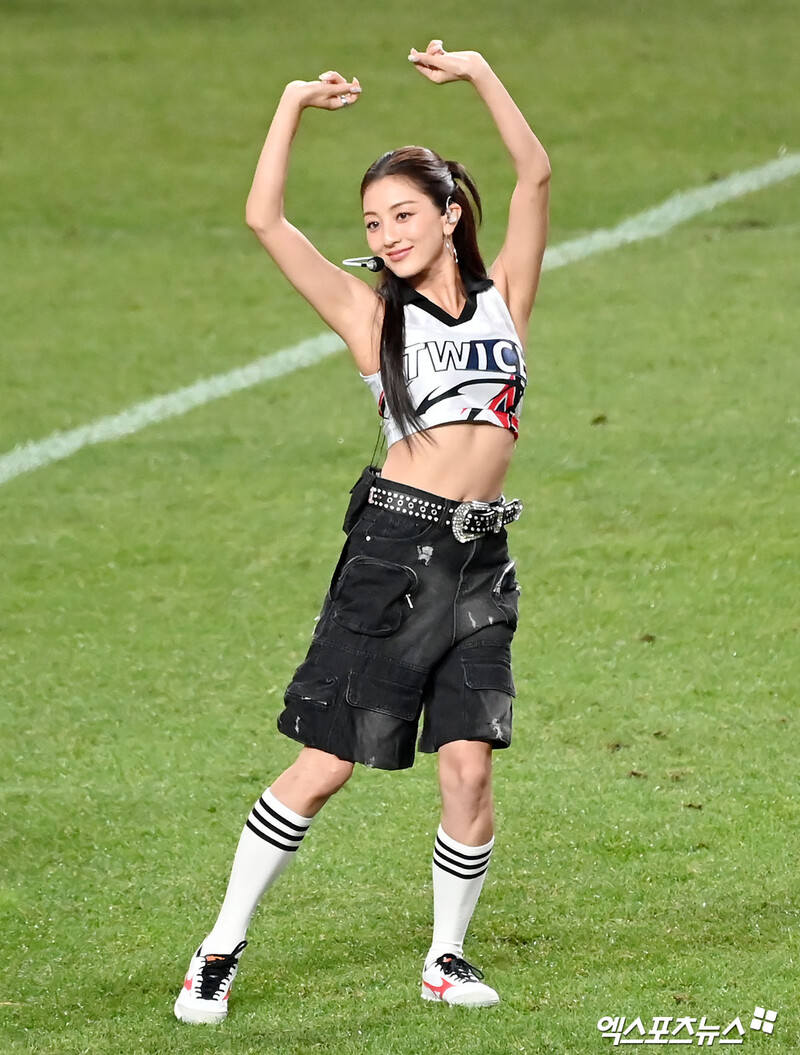 240731 TWICE Jihyo at Team K-League vs. Tottenham Hotspur's Halftime Show documents 1