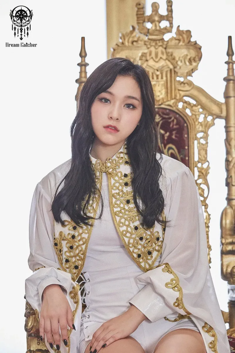 Gahyeon 1.jpg