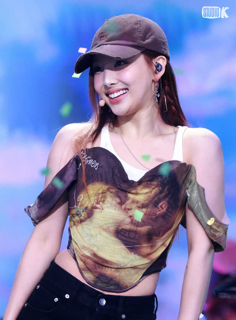 240614 TWICE Nayeon - 'ABCD' at Music Bank documents 1