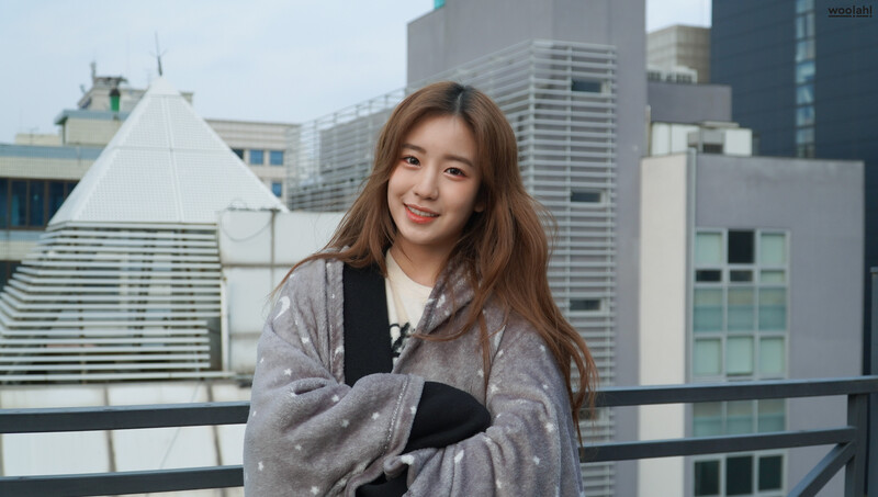 210305 WOOAH Naver post - NANA & WOOYEON Maps magazine pictorial Behind documents 11