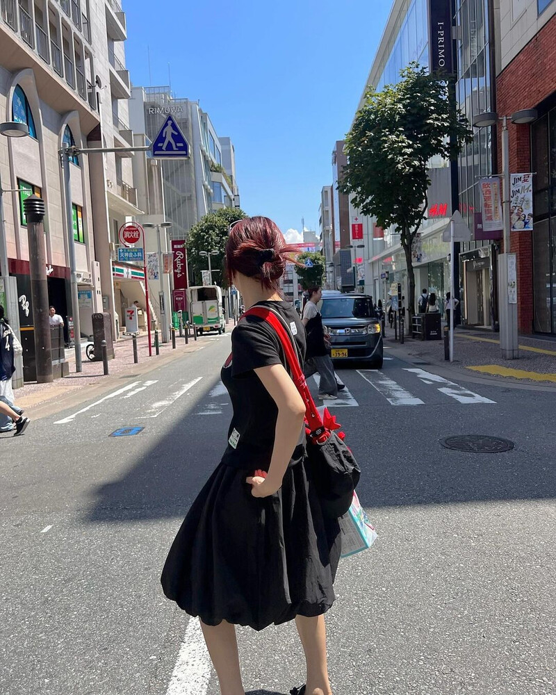 240806 Yuna Instagram Update documents 3