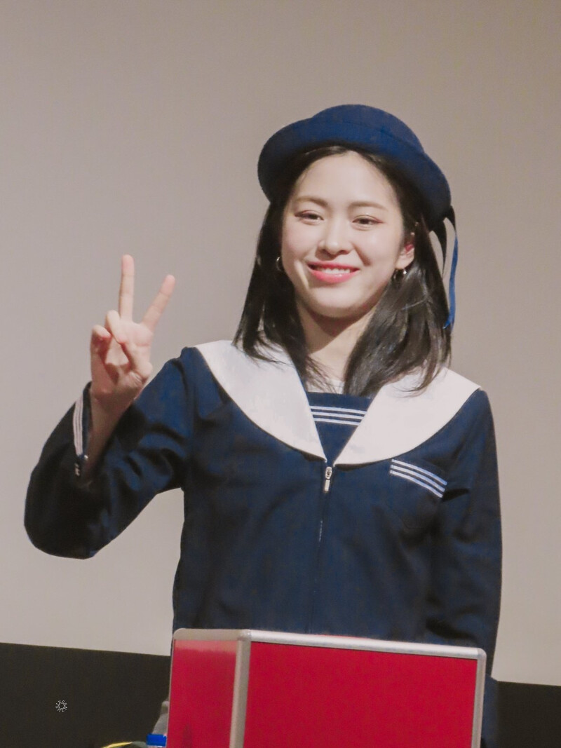 241227 Itzy Ryujin at Fansign in Singapore documents 10