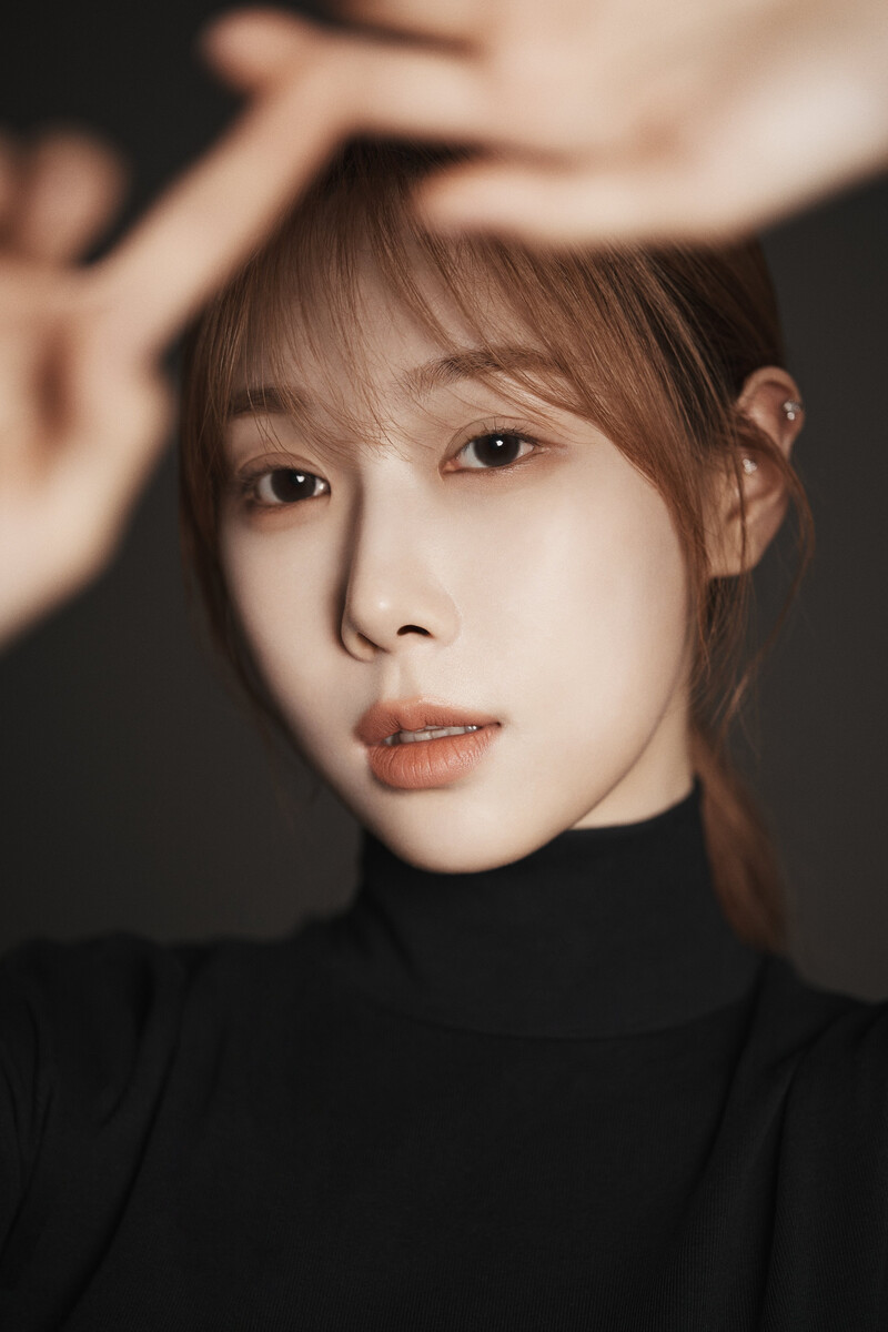 Handong - Happyface Entertainment Profile Photos 2024 documents 4