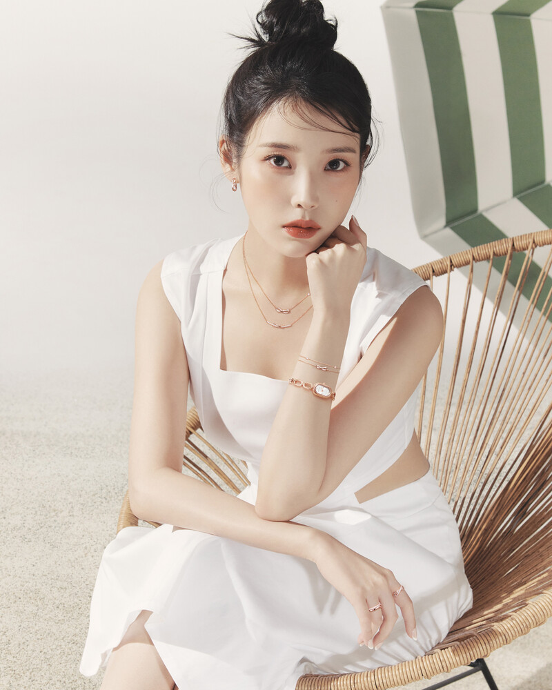 IU for J.ESTINA 23 Summer Collection documents 3