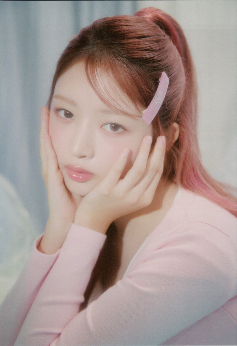 IVE - 2024 Season’s Greetings ‘A Fairy's Wish’ (Scans) documents 4