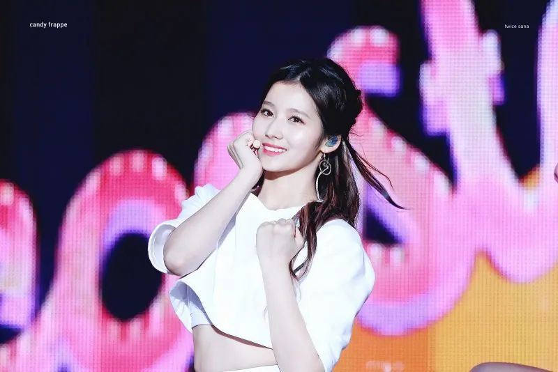 Sana565.jpg