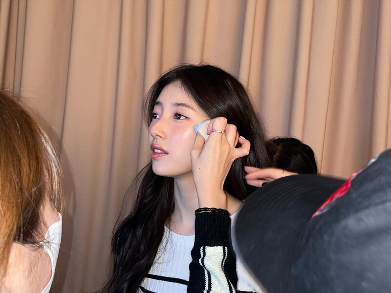 240119 Suzy Instagram Update documents 2