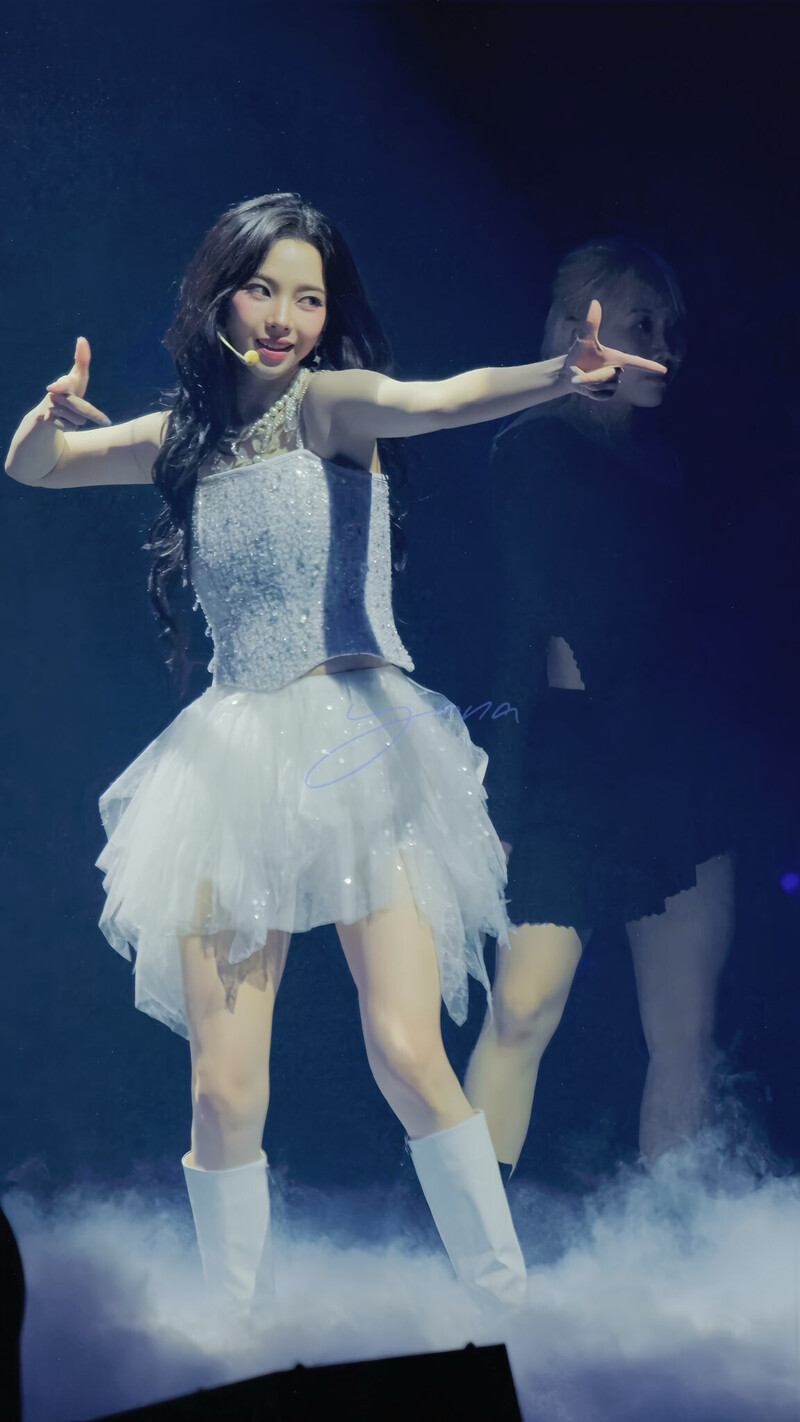 240902 aespa Karina - ‘SYNK : Parallel Line’ Tour in Melbourne documents 4