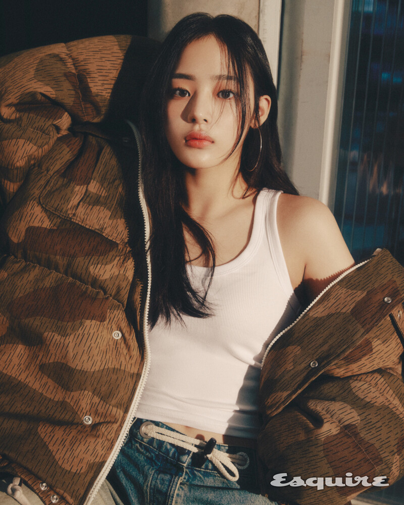 NewJeans Minji for ESQUIRE Korea 'E' November Issue 2023 documents 10