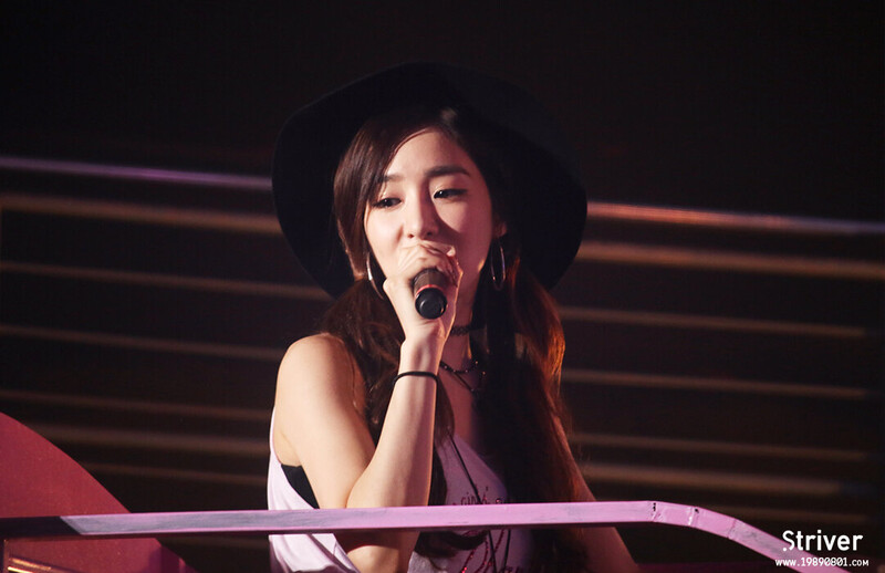 160130 Girls' Generation Tiffany at 'Phantasia' Concert in Bangkok Day 1 documents 8