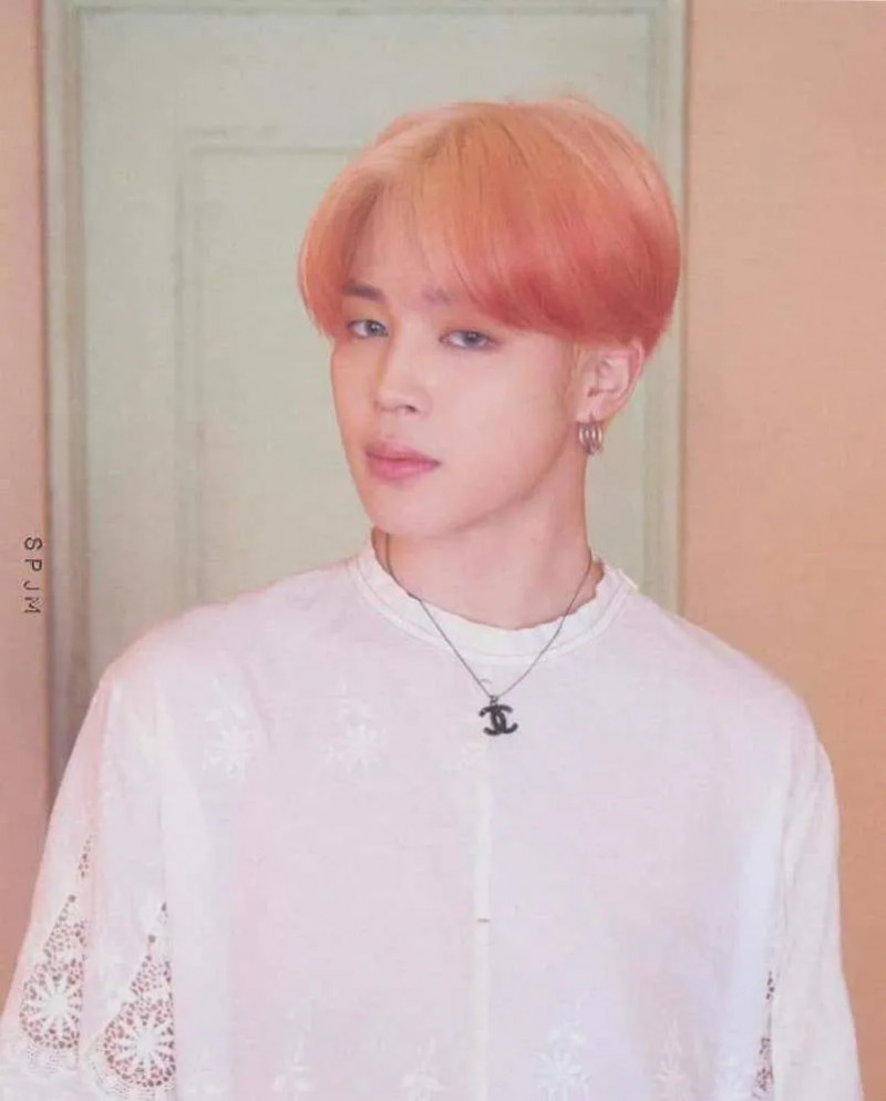 [Scans] MAP OF THE SOUL: PERSONA — Version 03 — Jimin | Kpopping