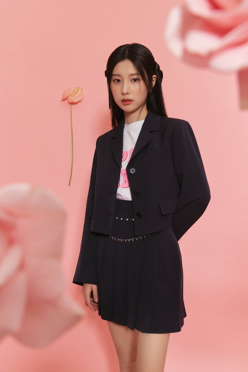 Kang Hyewon for Roem 2023 Pre-Spring Collection documents 12