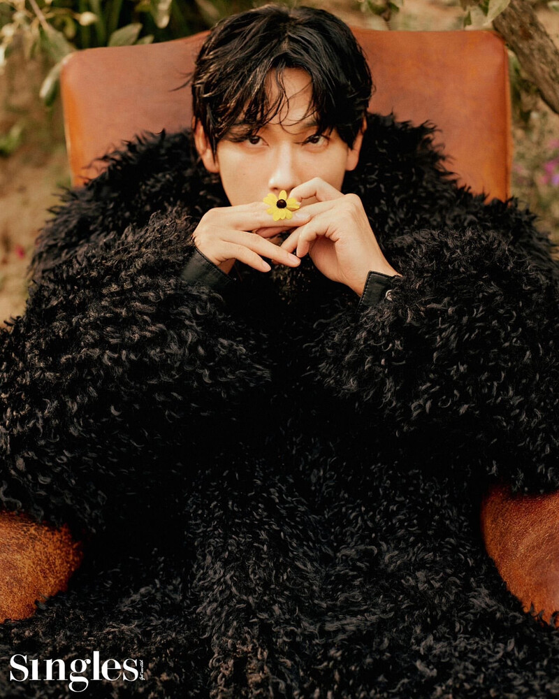 YIm Siwan for Singles Korea November 2024 Issue documents 3