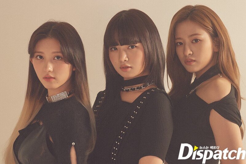 211203 IVE 'ELEVEN' Debut Photoshoot by Dispatch documents 6