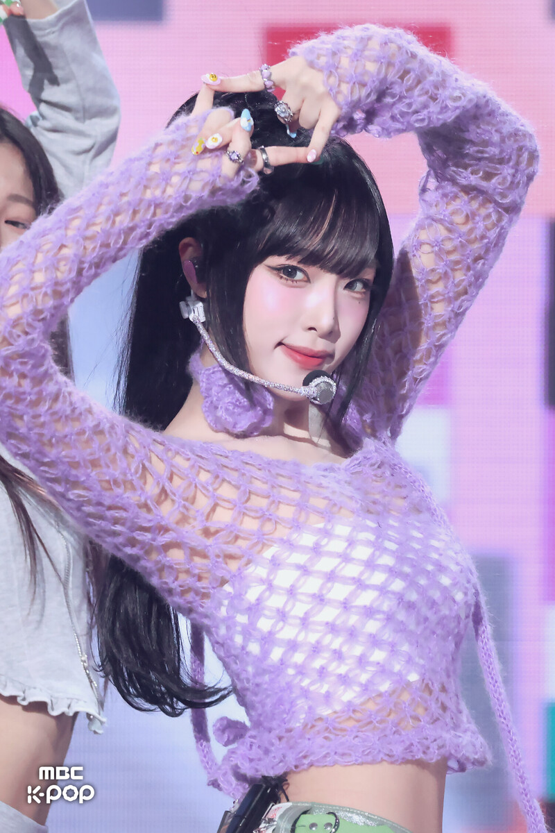 241012 YENA - 'NEMONEMO' + 'It was love' at Music Core documents 4