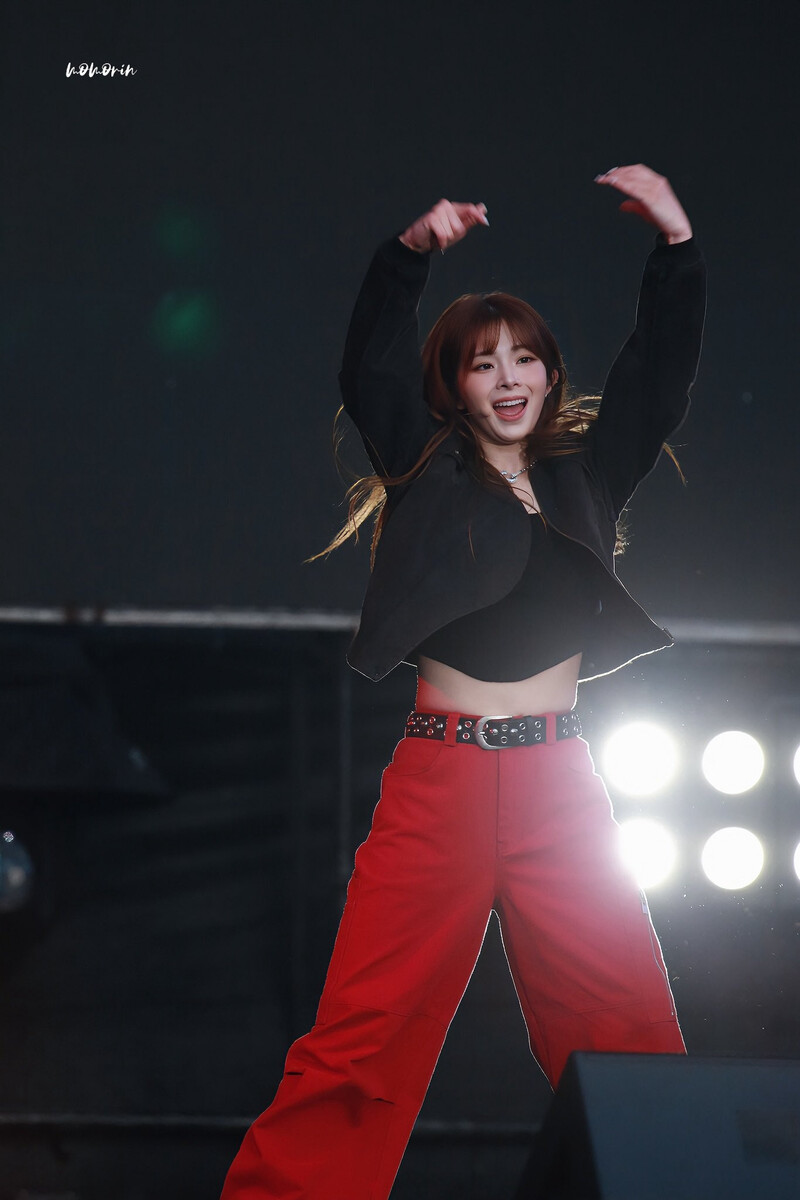 241207 tripleS Kotone at Strawberry Music Festival documents 2