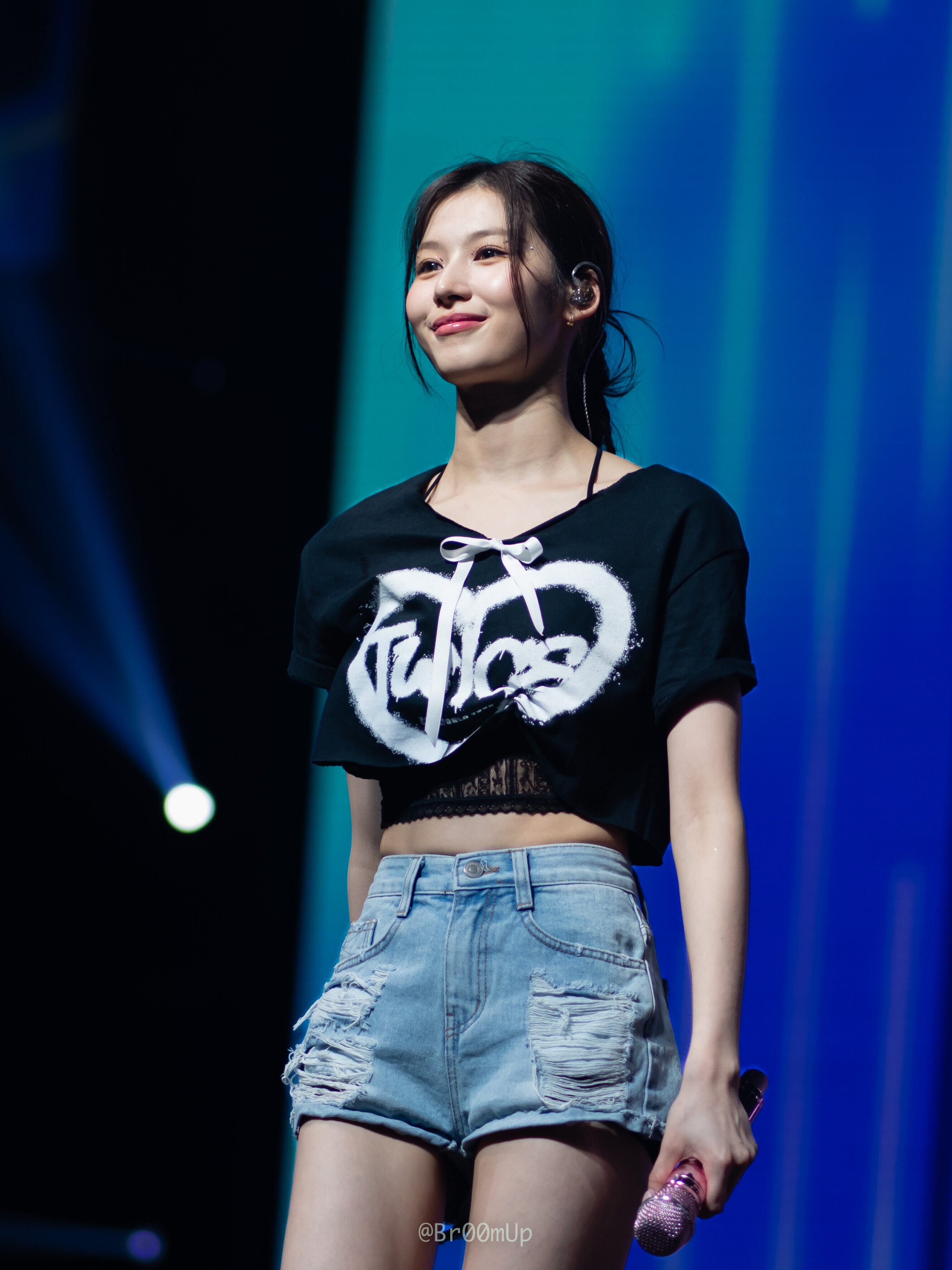 230625 TWICE Sana - ‘READY TO BE’ World Tour in Houston Day 2 | kpopping