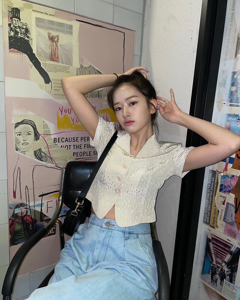 210607 Yujin Instagram Update documents 2