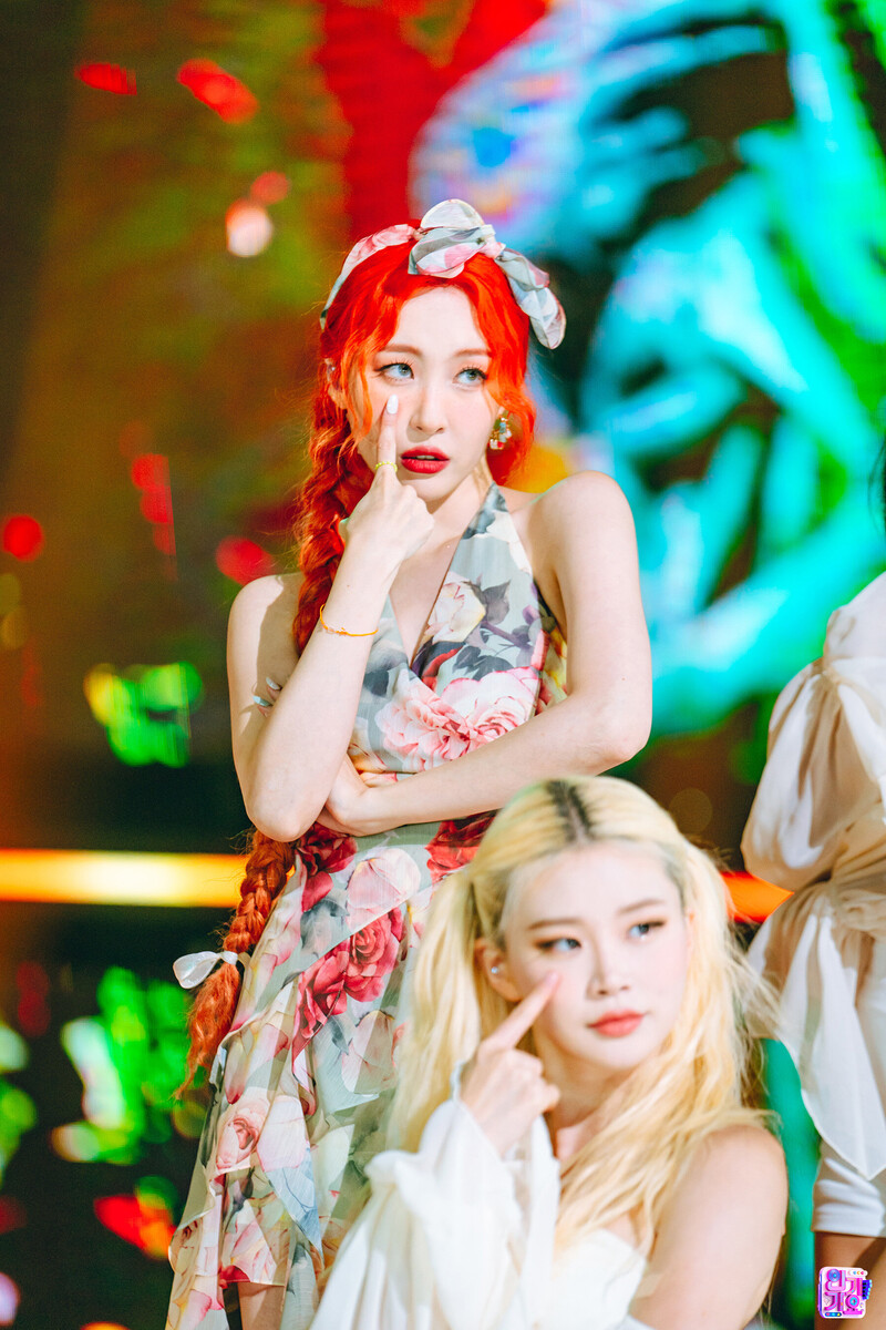 220710 SUNMI - Heart Burn at Inkigayo documents 4