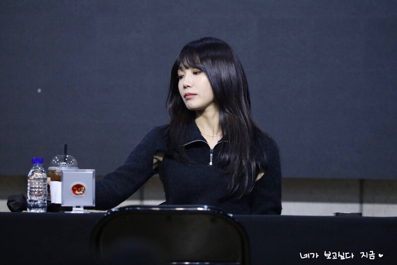 221112 Apink EUNJI at fansign event documents 27