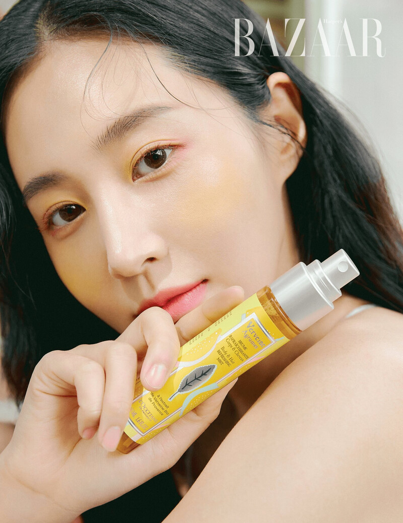 Girls Generation's Yuri for Harper’s Bazaar Magazine June2021 issue documents 8