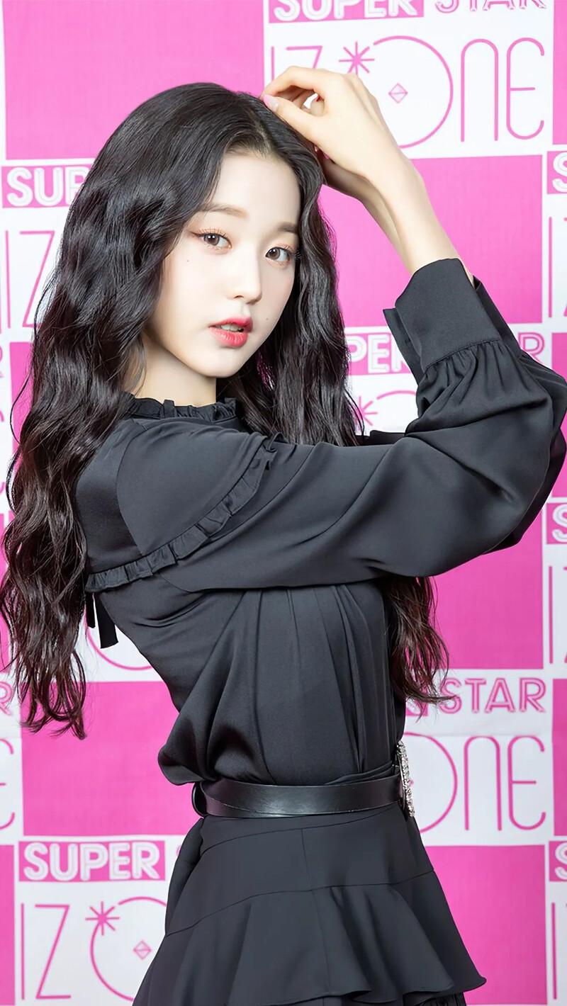 IZONE_Black_Dress_34.jpg