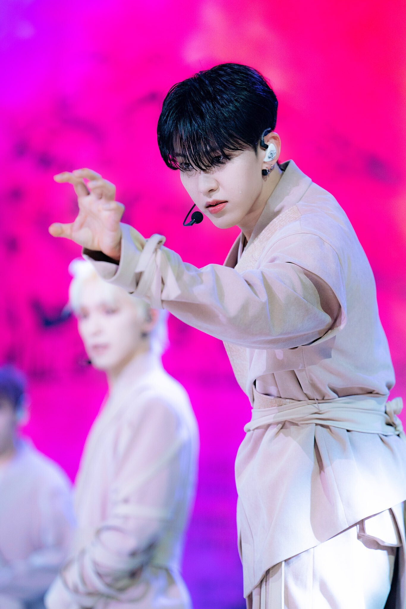 230516 SEVENTEEN '손오공' (Super) on SBS Inkigayo Still Cuts | Photo ...