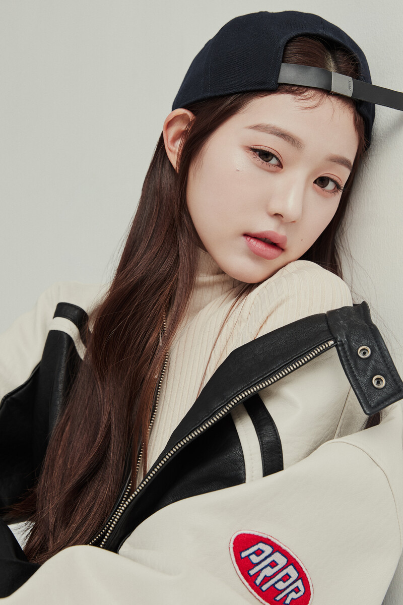 IVE Wonyoung - SUECOMMA BONNIE 2022 FW Collection 'The Gentle Girl' documents 11