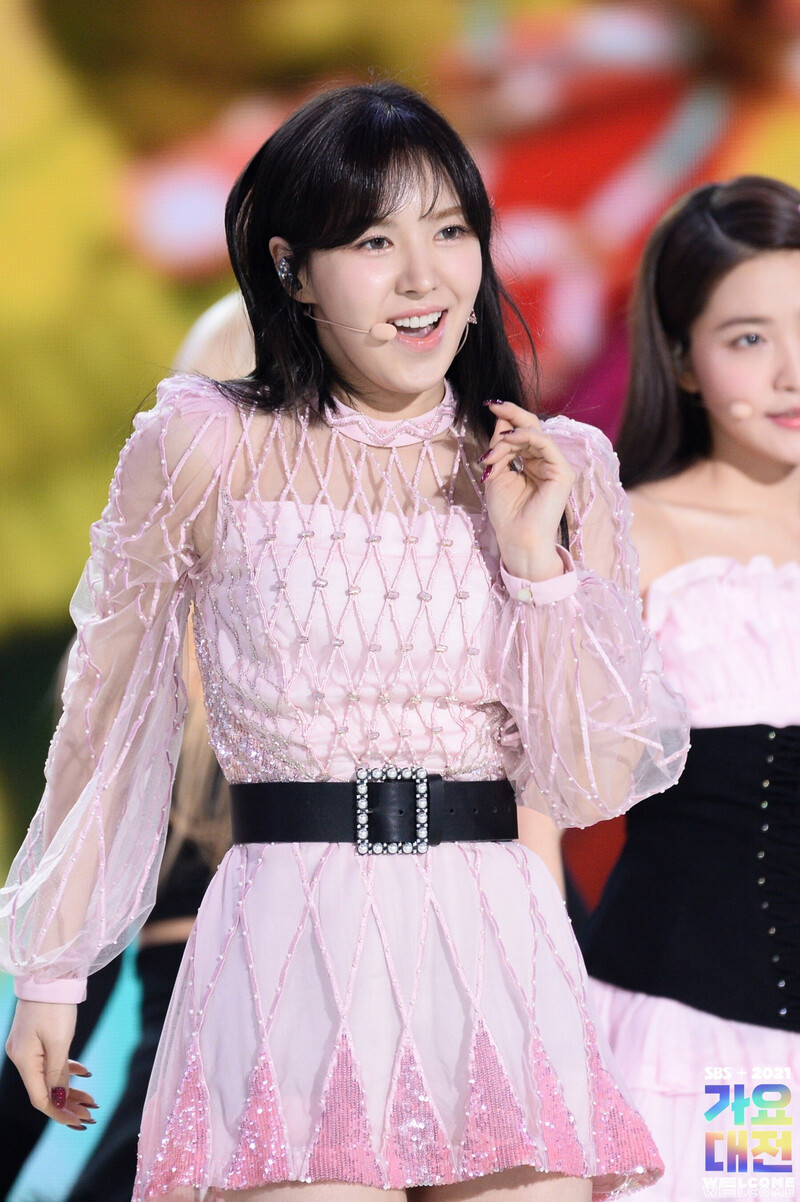 211225 Red Velvet at SBS Gayo Daejeon documents 4