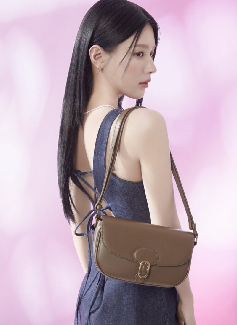 (G)I-DLE MIYEON x MINNIE for J.ESTINA BAG Spring 2023 Collection documents 6
