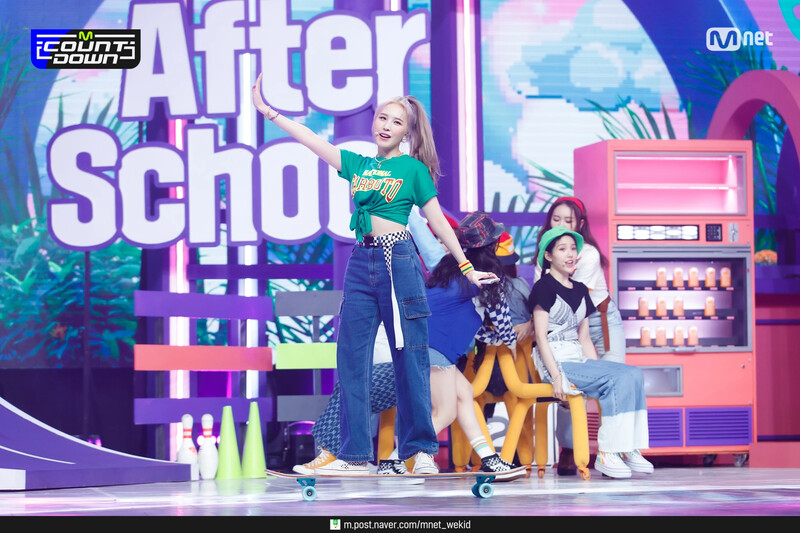 210318 Weeekly - 'After School' at M Countdown documents 3