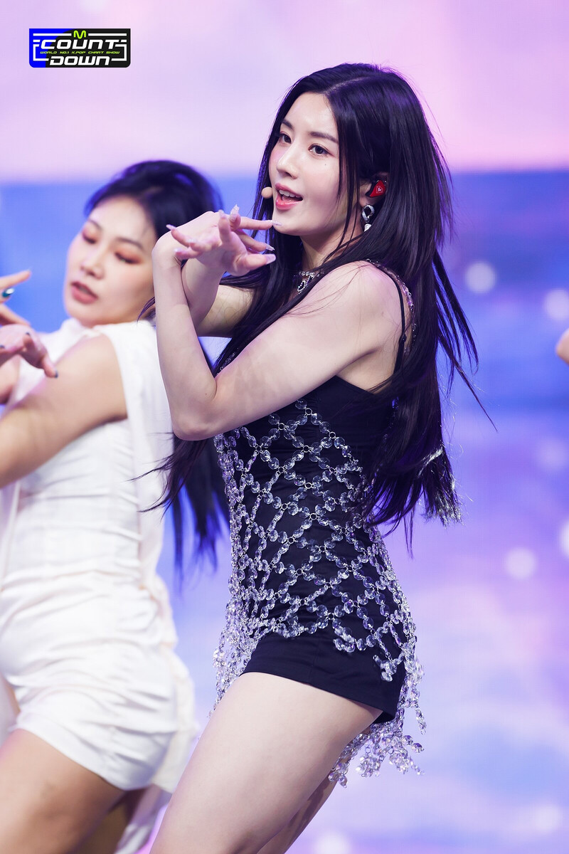 221013 Kwon Eunbi 'UNDERWATER' at M Countdown documents 20