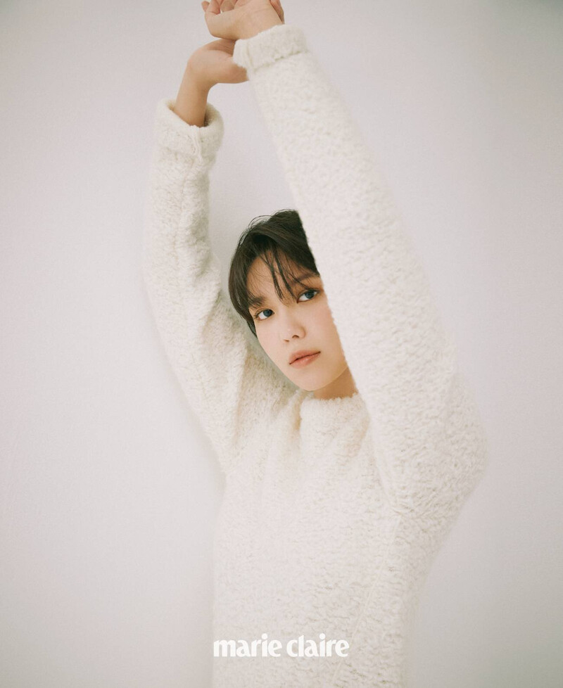 CHOI SOOYOUNG for MARIE CLARIE Korea January Issue 2021 documents 5