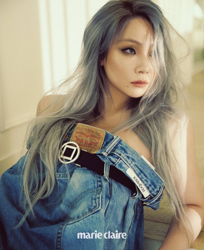 CL for Marie Claire Korea November 2022 Issue documents 5