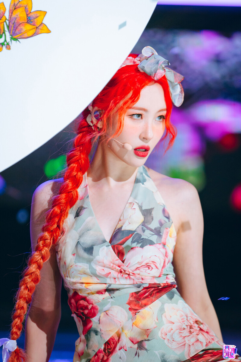 220710 SUNMI - Heart Burn at Inkigayo documents 3