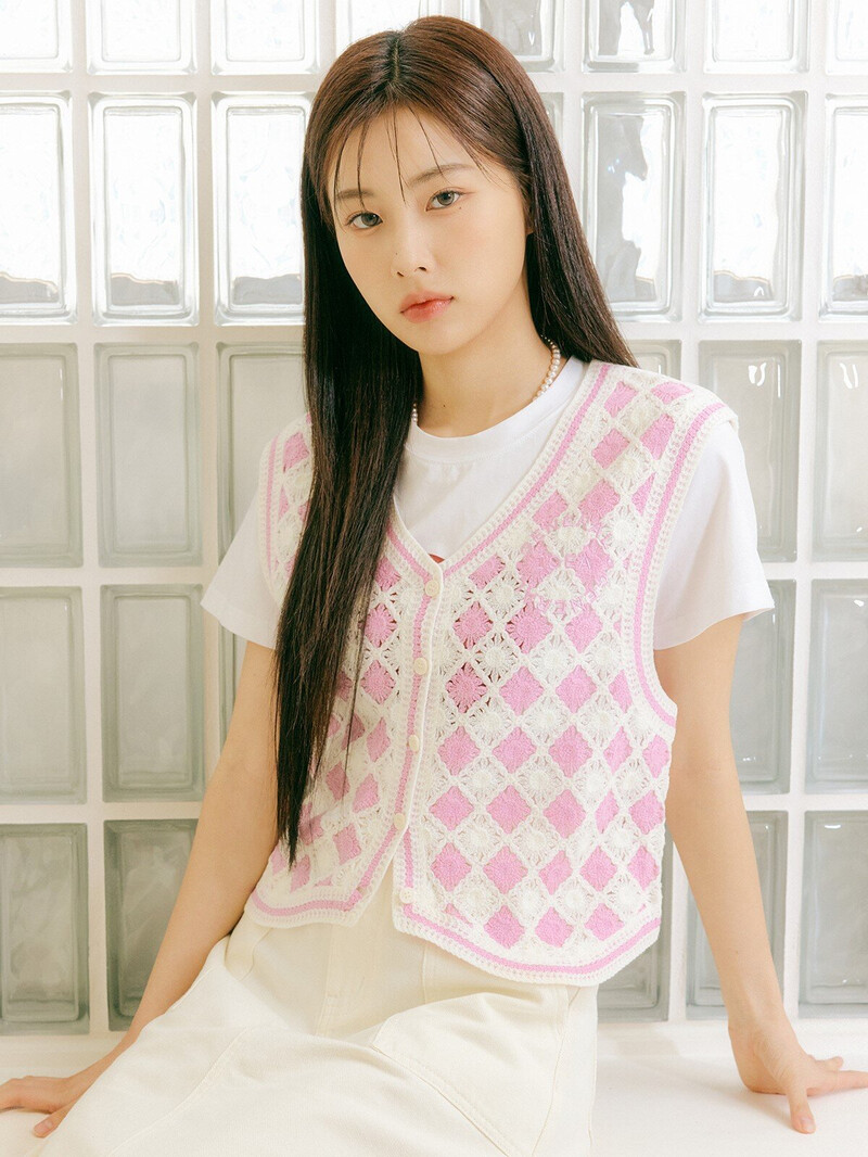 Kang Hyewon for General Idea Standard Summer 2022 Photoshoot documents 29