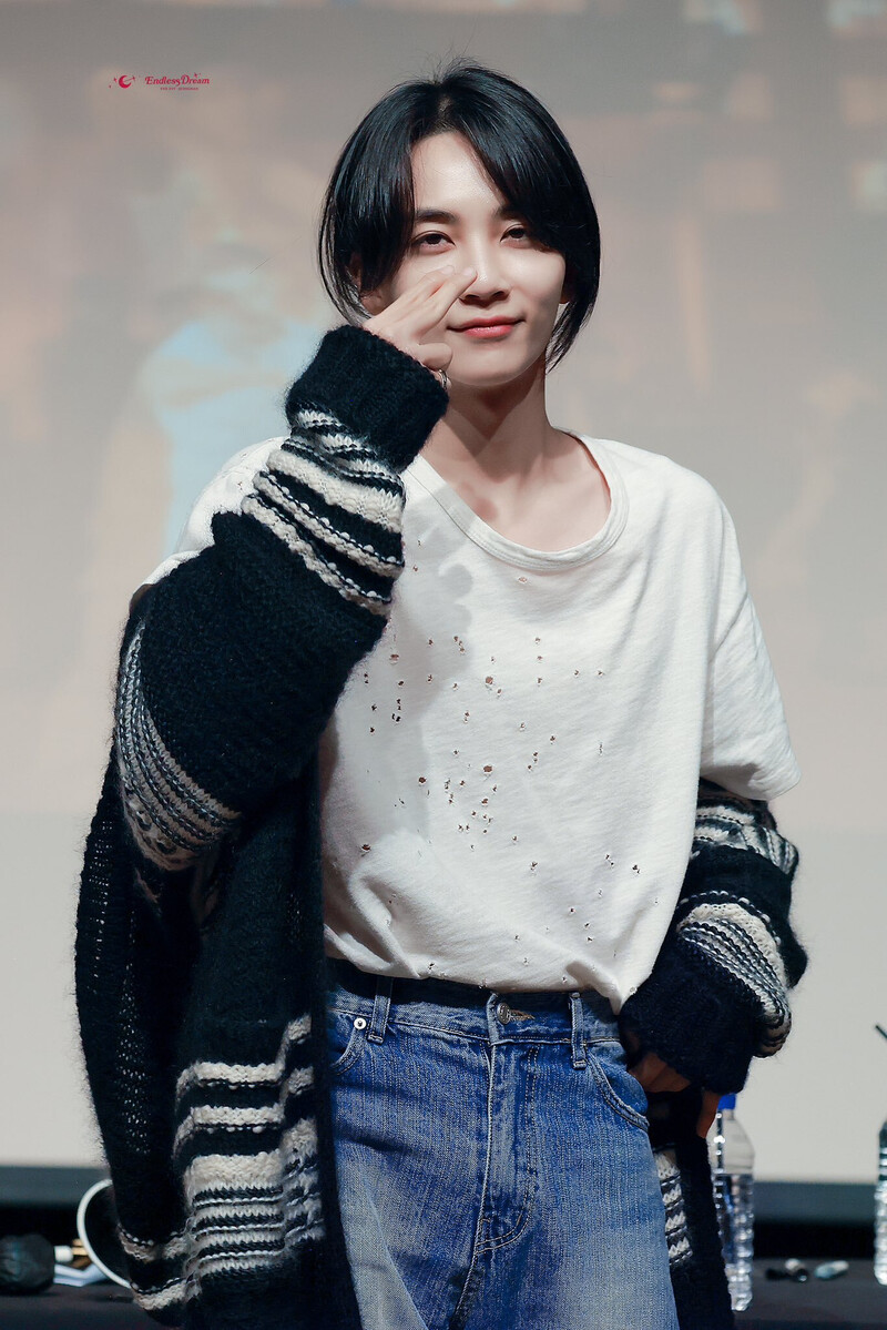 230506 SEVENTEEN Jeonghan at Joeun Music Fansign Event documents 2