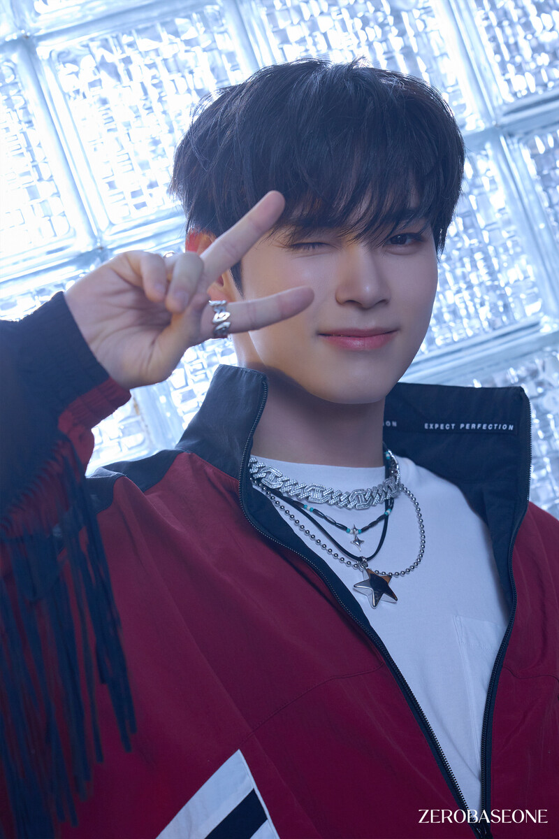 231222 Wakeone Naver update | ZEROBASEONE 'Crush' MV filming behind the scenes documents 8