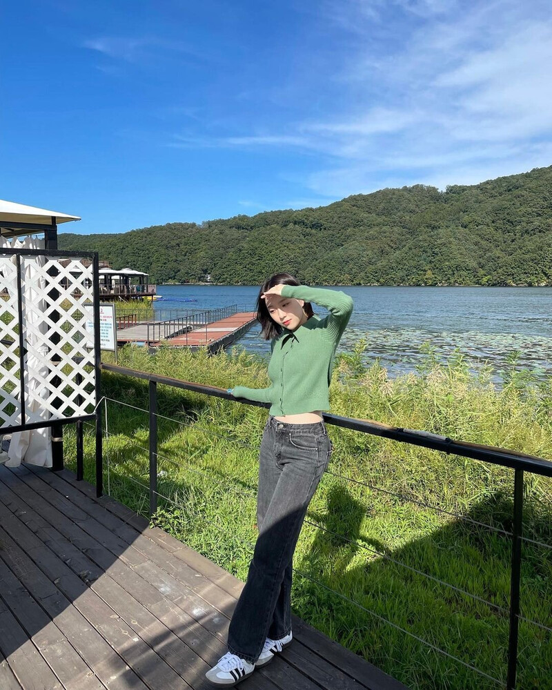 210920 Chaejeong Instagram Update (ALICE) documents 2