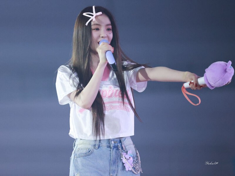 240803 Red Velvet Irene - Fan-Con Tour 'Happiness : My Dear, ReVe1uv' in Seoul Day 2 documents 2
