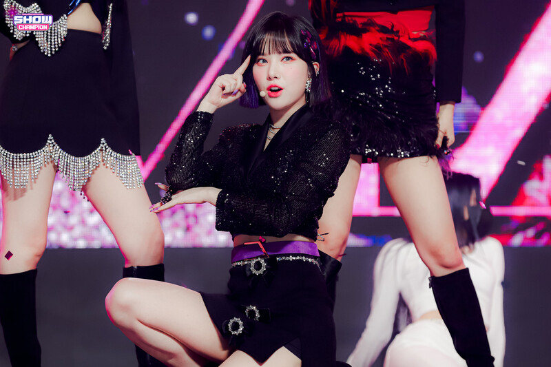 220223 VIVIZ - 'BOP BOP!' at Show Champion documents 10