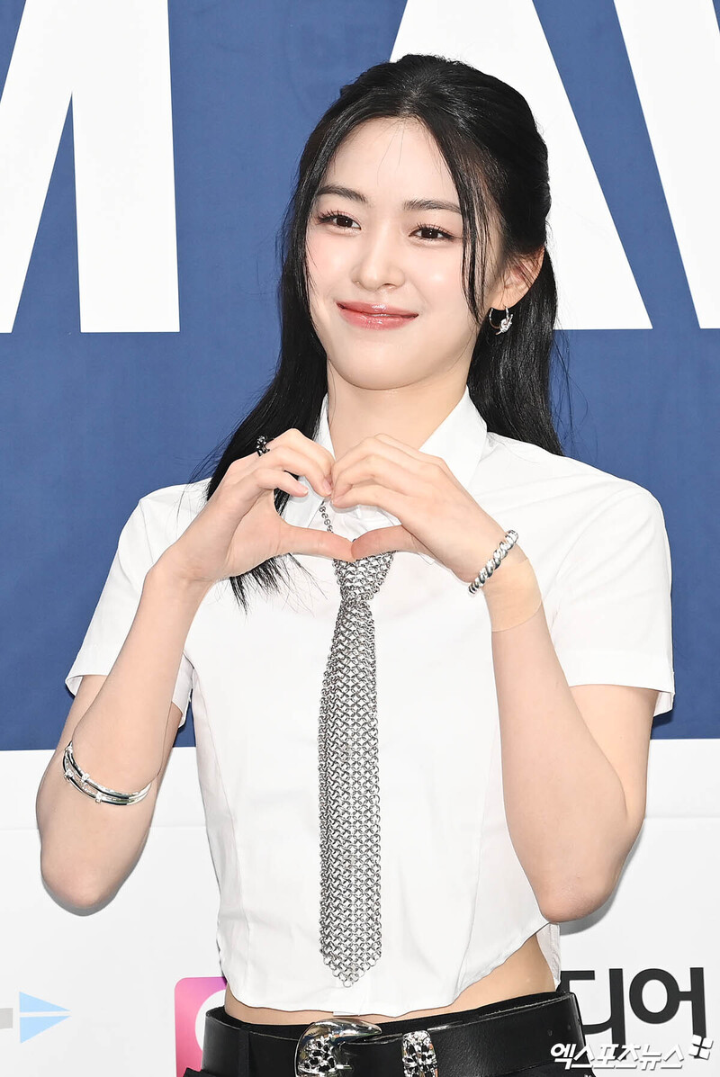 240822 ITZY Ryujin - 2024 K-World Dream Awards documents 2