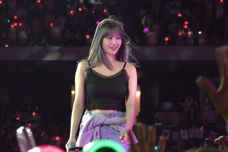 220514 TWICE 4TH WORLD TOUR ‘Ⅲ’ ENCORE in Los Angeles - Momo documents 1