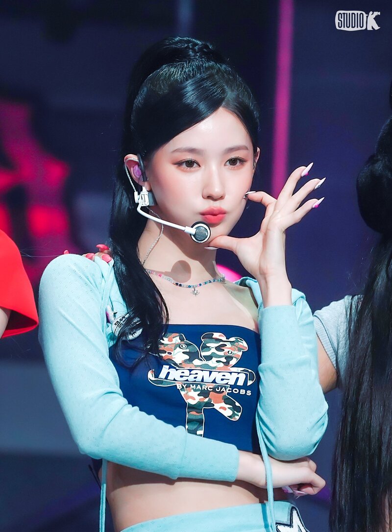 230519 (G)I-DLE - ‘Queencard’ at Music Bank documents 6