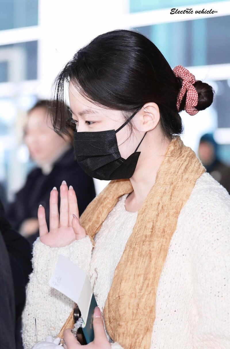 240320 SHUHUA at ICN Airport documents 3